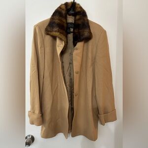 Vintage Women Tan Wool Removable Faux Fur Collar Coat Jacket Size Large Winter
